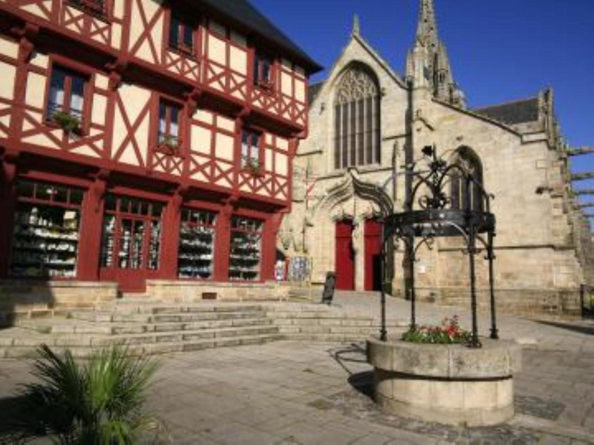 Maison Josselin Proche Chateau Экстерьер фото